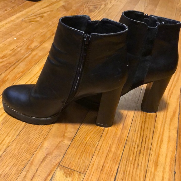 *DSW* bootie heels - Picture 7 of 7